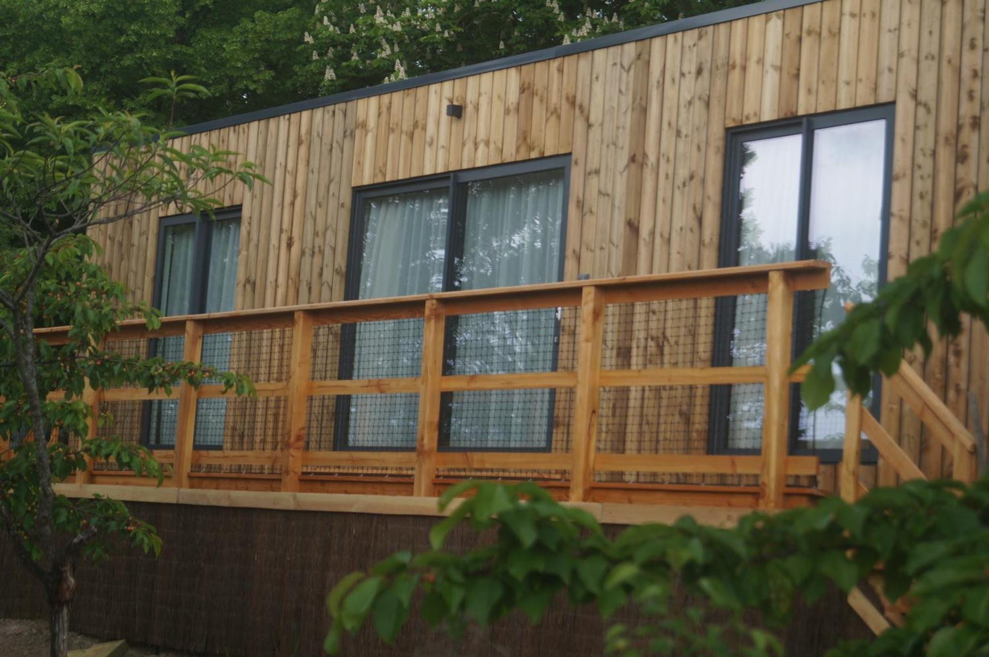 Lodges Arverne Vic-le-Comte Exterior photo